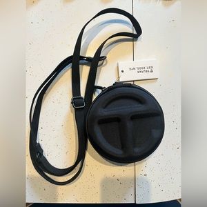 NWT Medium Telfar Pill